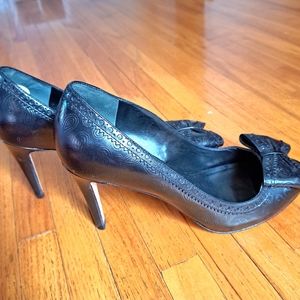 Cole Haan Nike Air Pump Women's Black Leather Bow PeepToe Heel Size 8B